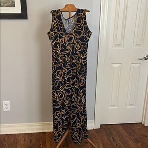 Chic Chain Print Maxi Dress - Black and Gold